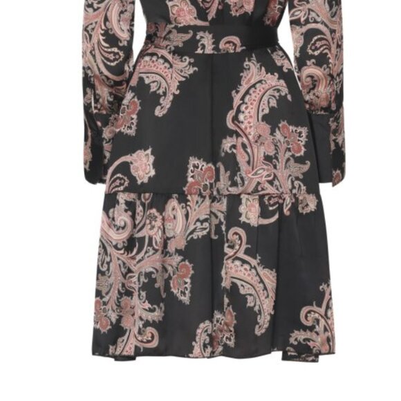 *** NWT *** Giselle Dress - Picture 2 of 2